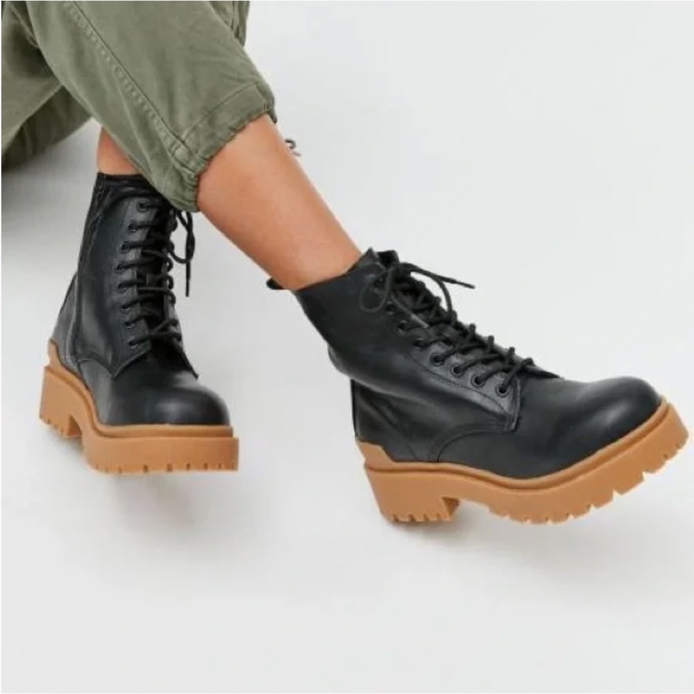 Urban Outfitters Lace Up Chunky Combat Boots | Black Platform Boot